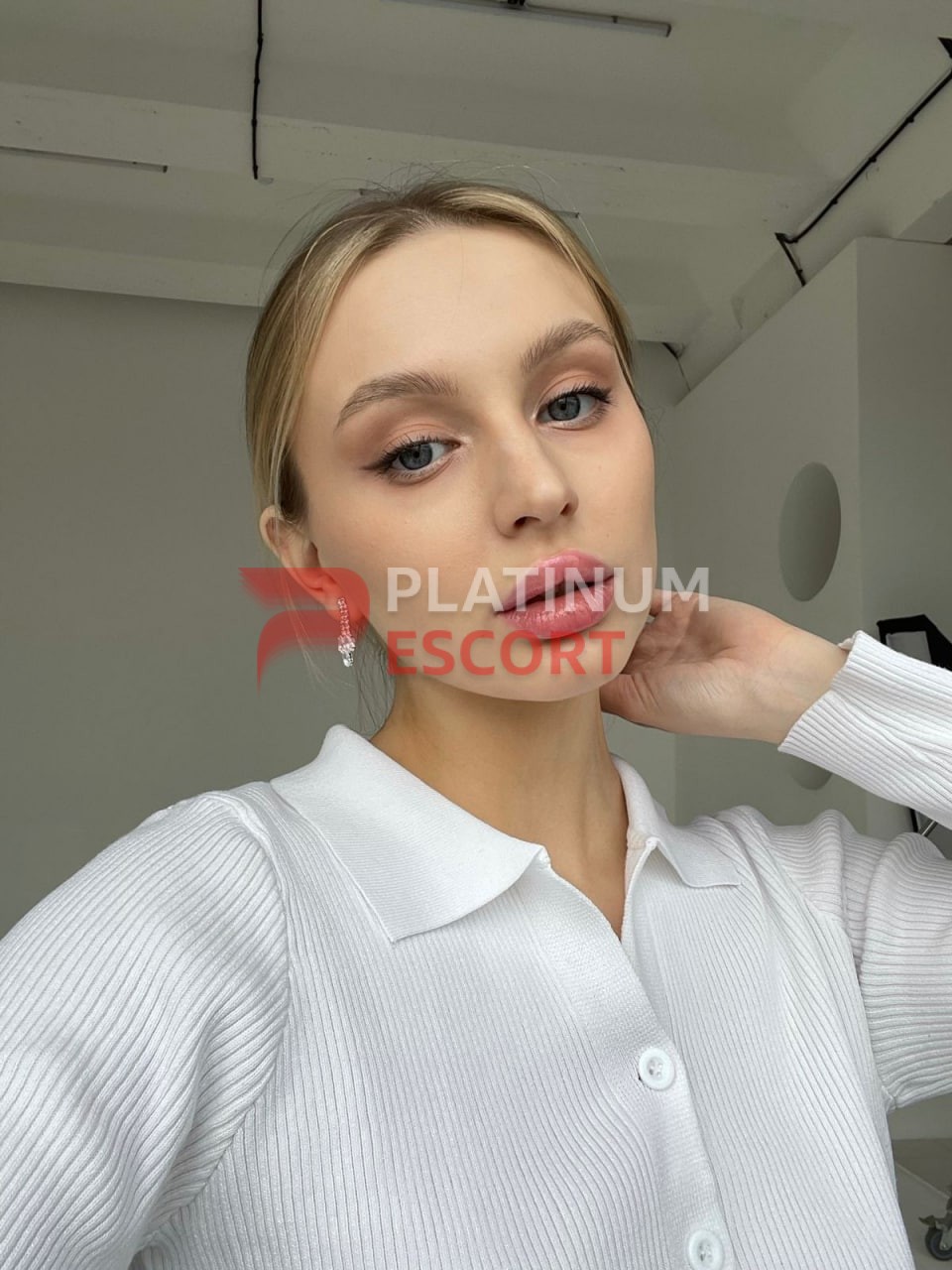 Элитная эскортница Ляля